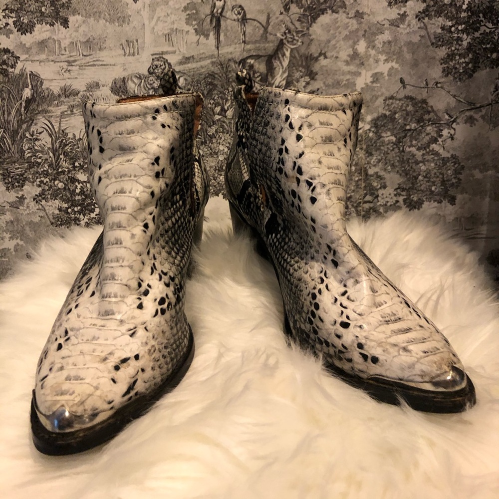 Jeffrey Campbell alligator print boot